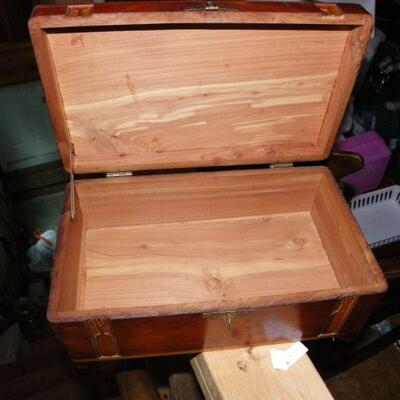 Vintage WW2 Treasure chest 12in x 8 x 3. 