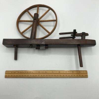 Wooden Spinning Wheel