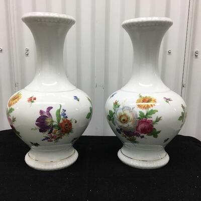 Pair of German Porcelain Vases Bayreuther WALDASSEN 13â€