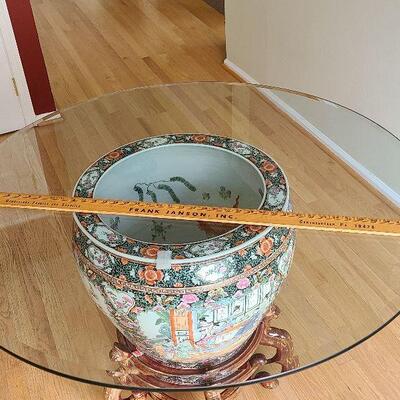 K7: Glass Table on Large Fish Bowl and Stand