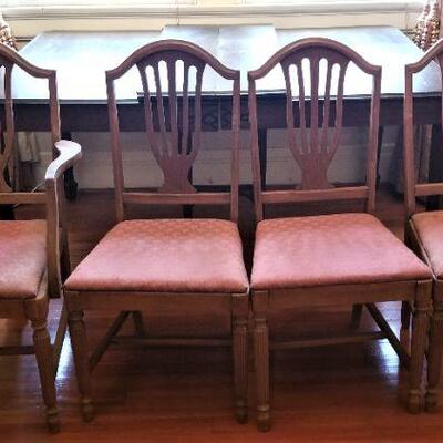 Lot #104  Set of Four vintage Dining Room Chairs