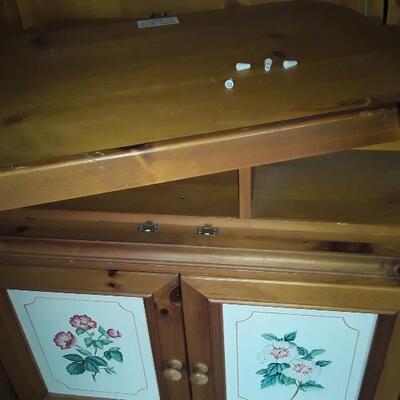 Thomasville Floral TV Cabinet