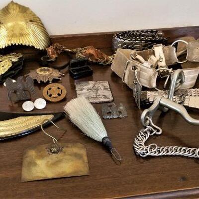 Lot #117 MILITARIA Lot - you get all you see here
