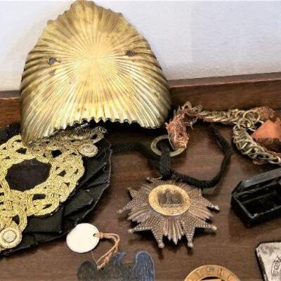 Lot #117 MILITARIA Lot - you get all you see here