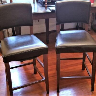 Lot #125 Pair of Contemporary Leather Bar stools