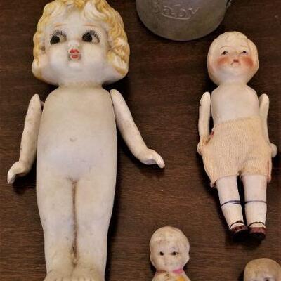 Lot #132  Antique Toy Lot - Doll Heads, Frozen Charlottes