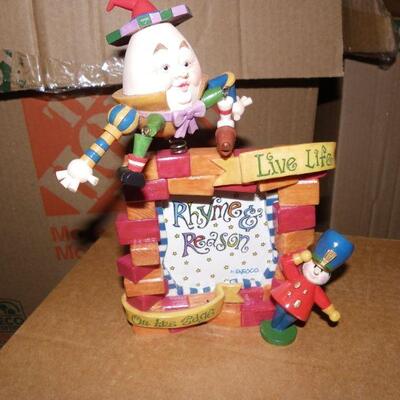 " Vintage Rhyme & Reason Photo holder".