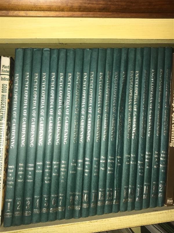 Encyclopedia Of Gardening Marshall Cavendish