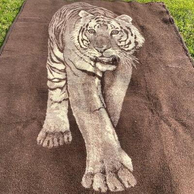 Vintage Tiger throw 