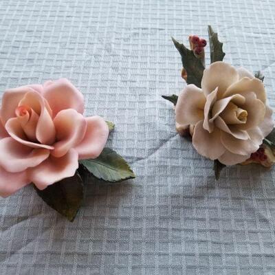 Vintage Campodimonte Napolean Roses with Leaves