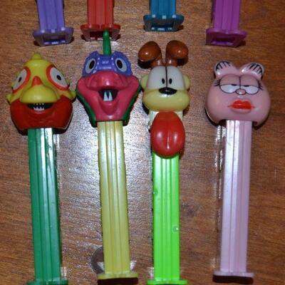 Lot#12 Eight Vintage Pez Dispensers Muppets/Garfield Henson/Davis