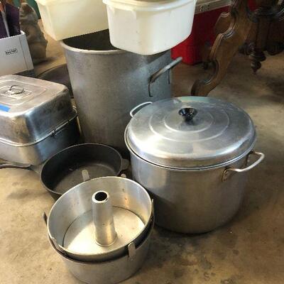 Lot 81 - Aluminum Pots and Pans