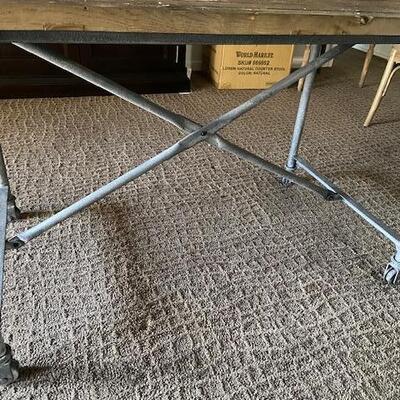 RESTORATION HARDWARE FLATIRON DINING TABLE SEATS 4