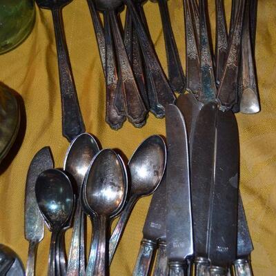 Lot#19 Country Kitchenware Lot