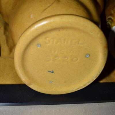 Lot#20 Artful Decorum w/ Stangl Vase lot