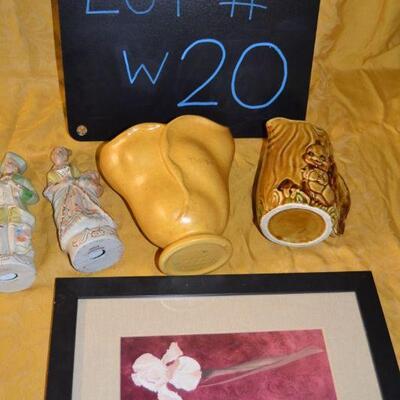 Lot#20 Artful Decorum w/ Stangl Vase lot