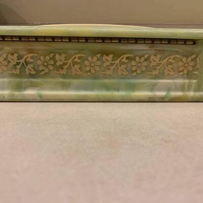Vintage Incolay green/white stone jewelry box