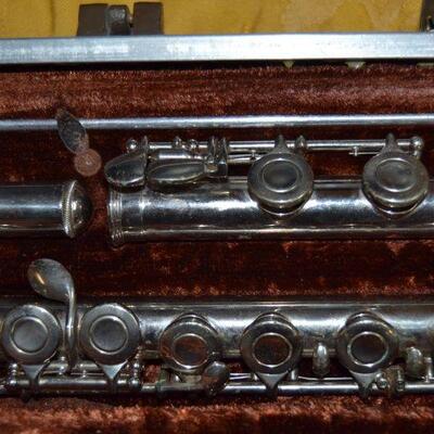 Lot#39 Buescher Aristocrat Vintage Silver-Plated Flute