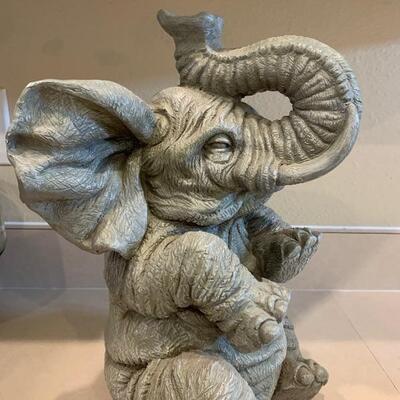 Elephant yard art decor 