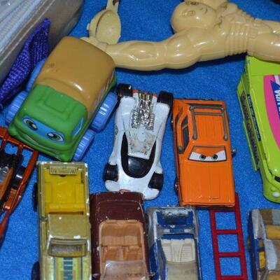 Lot#50 Matchbox Car Toys with Bonus Toys