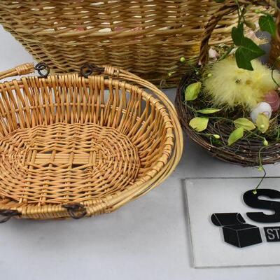 7 Decorative Baskets: 4 Oval & 3 Round