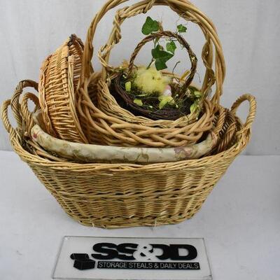 7 Decorative Baskets: 4 Oval & 3 Round