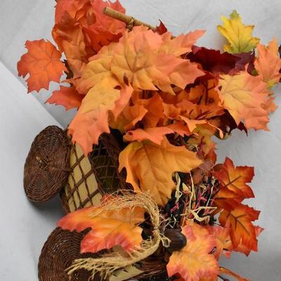 4 pc Fall Decor: 2 Baskets, 2 candle wreaths