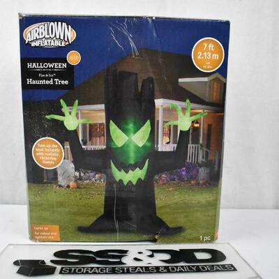 Gemmy Inflatables Haunted Tree, 7 ft. Used, Works. Needs new power adapter