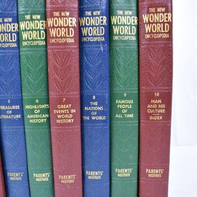 10 pc Hardcover "The New Wonder World Encyclopedia", Vintage 1960