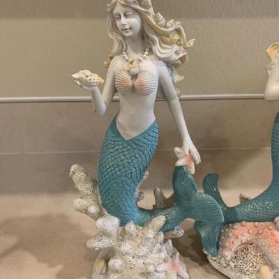 2 bathroom mermaid decor