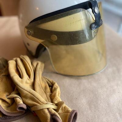 Vintage motorcycle helmet gloves included