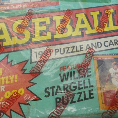 Never opened Donruss Baseball cards 1991. 36 pks.