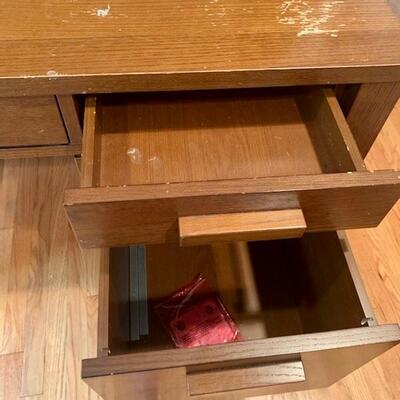 Pottery Barn Desk & Wood Hutch 40â€ x 30â€ x 26â€