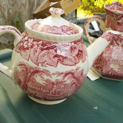 ' Vintage Mason's Vista Tea Pot and Milk Pitcher".
