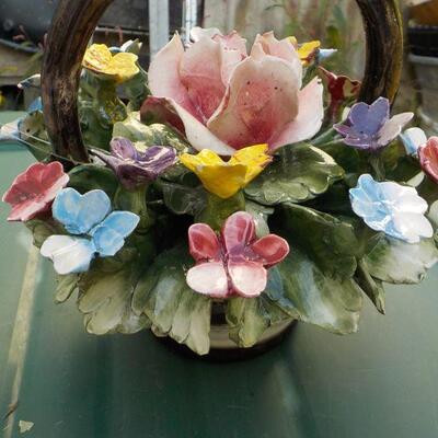 " Capodimonte Ceramic Flower arrangement".