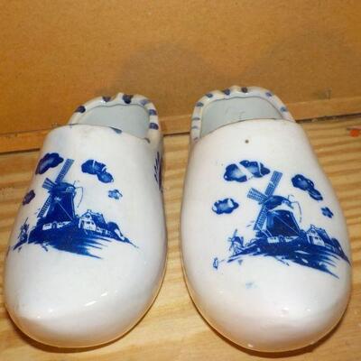 ' Holland Shoes made of ceramic".