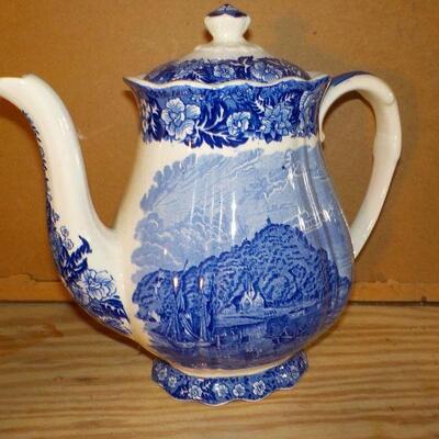 Vintage " Erith Kent Thames River / Palissy Pottery Coffee Pot".