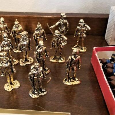 Lot #222 Lot of Toy Soldiers - you get all you see here
