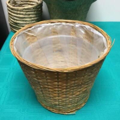 Lot of 3 Potting Baskets w. Liners