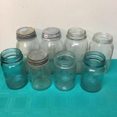 Lot of 8 Vintage Mason Jars (Set 10)