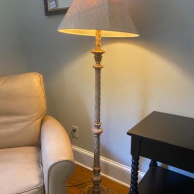 405: French Country Living Floor Lamp 