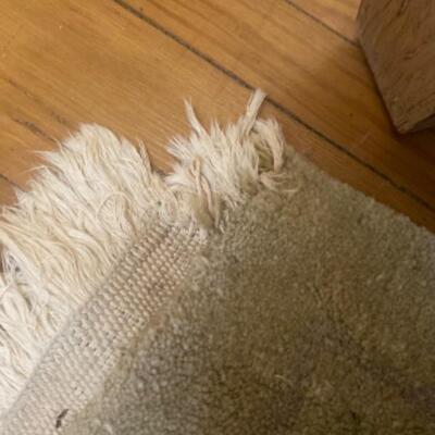 406: French Country Living Wool Pile 8’ x 10’ Area Rug 