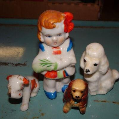 Misc. Miniature Figure & Dogs 