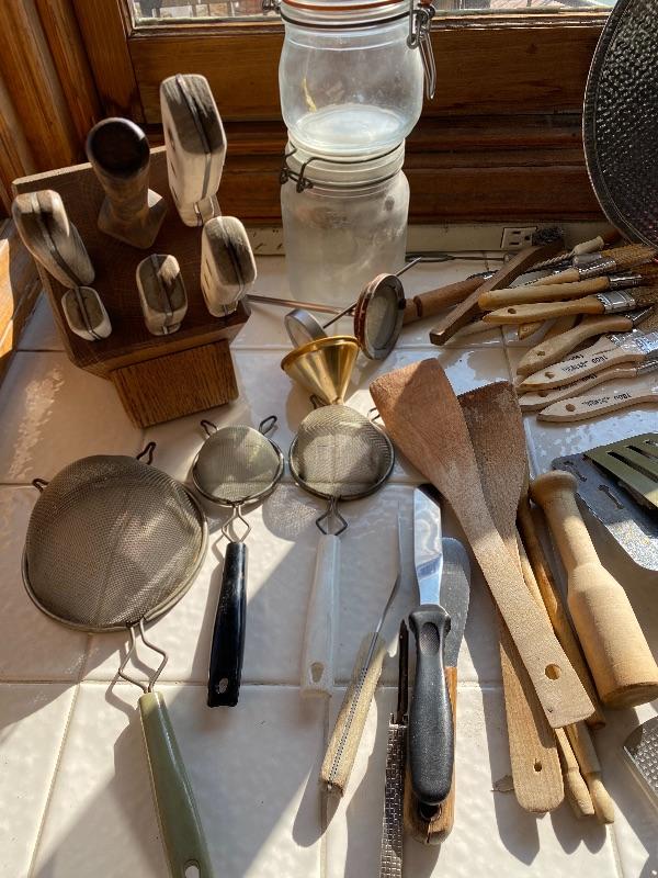 Sharp Kitchen Objects Lot
