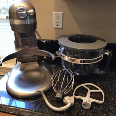 421: Kitchen Aid Professional Design 6500 Series Mixer 