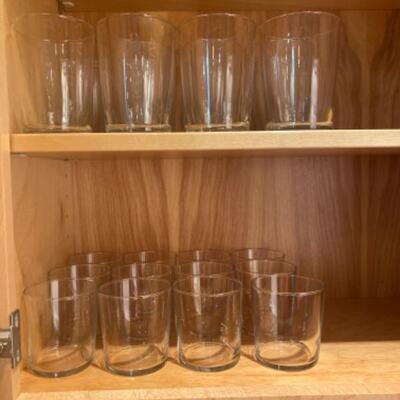 438: Lot of 24pc Glassware set 