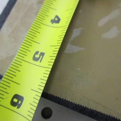 Lot 71 - Vintage Silhouette Pictures With Bubble Glass