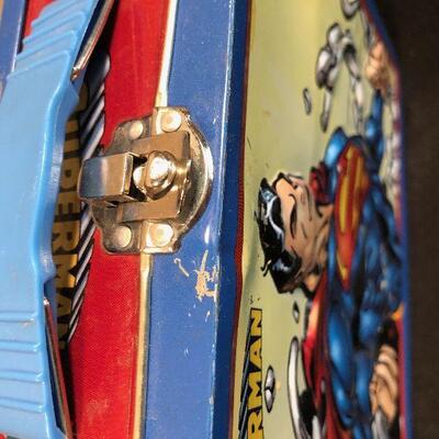 #46 Superman  Man of Steel Tin Lunch box