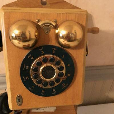 #167 Reproduction of an antique phone 