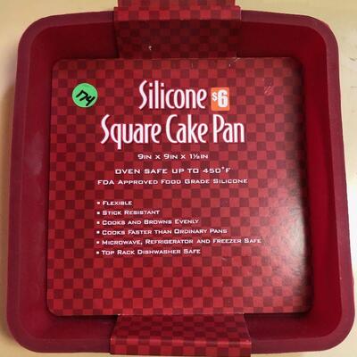 #174 Square Silicone Cake Pan NEW